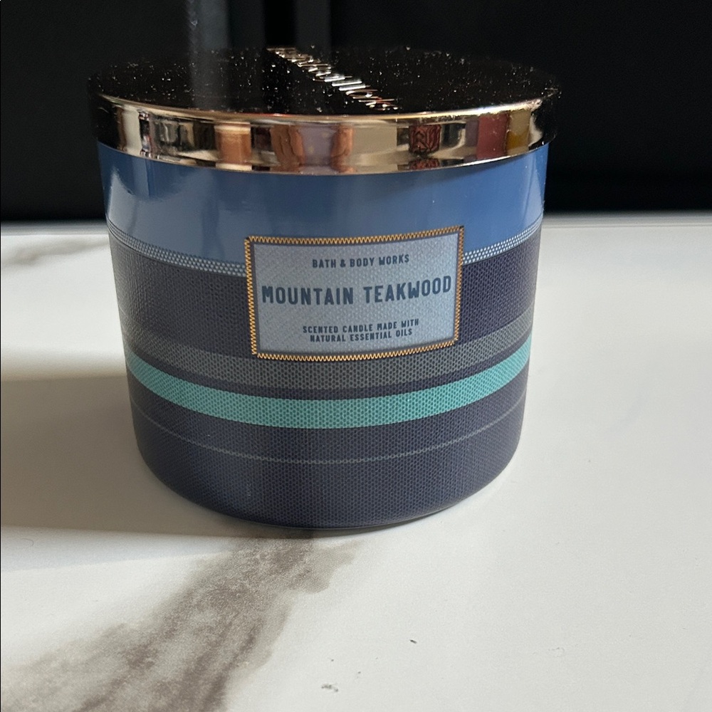 Bath & Body Works Mountain Teakwood Candle - Blue and Black